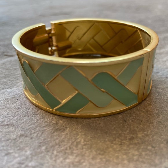 Banana Republic Enamel Bangle - Picture 2 of 8